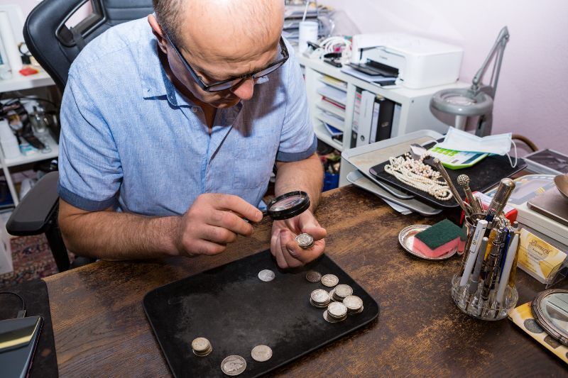 Antiquitätenladen Domizil Rares für Bares von außen