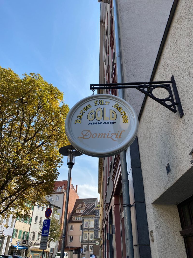 Antiquitätenladen Domizil Rares für Bares von außen