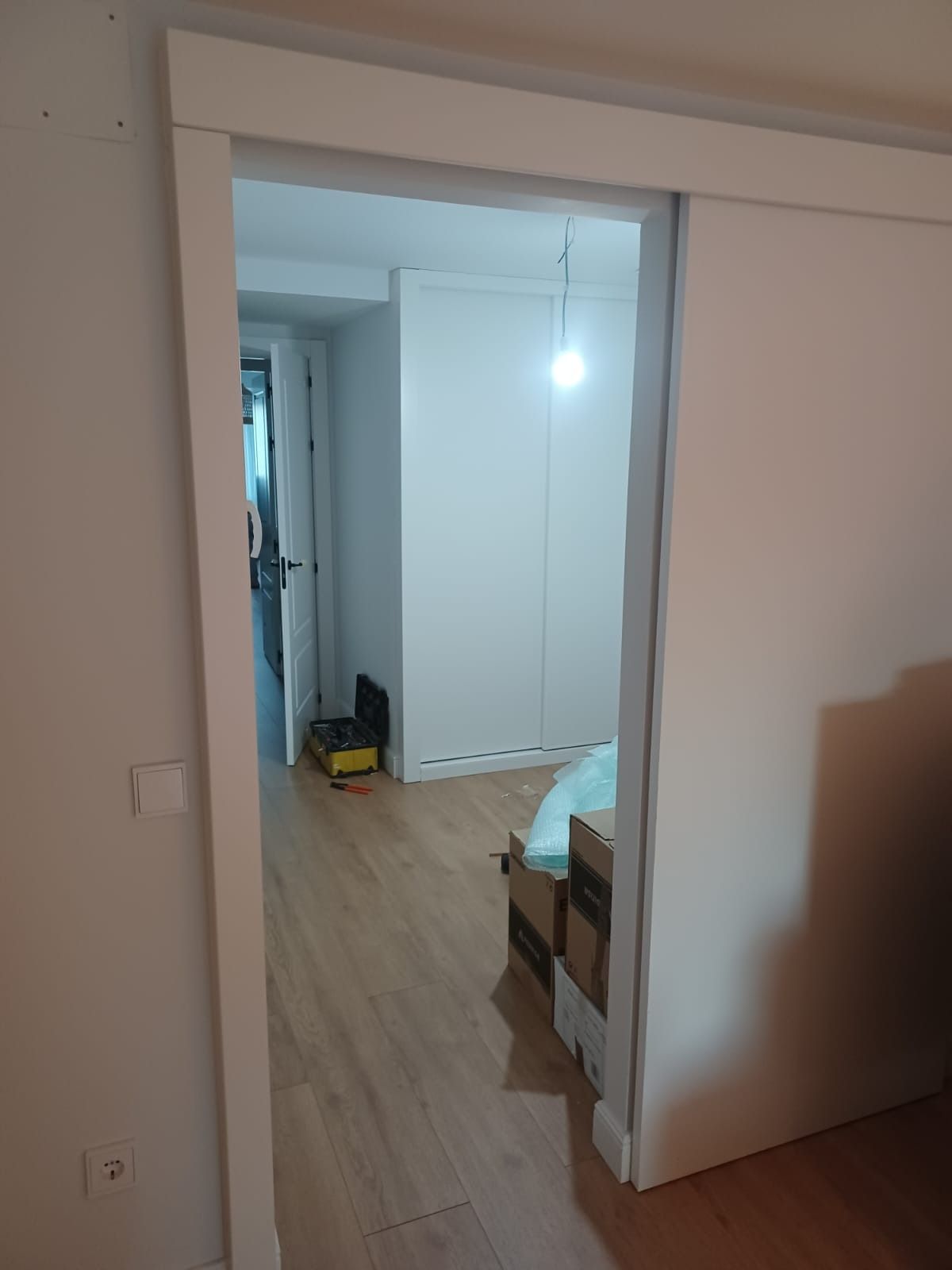 Una vista a través del marco de 