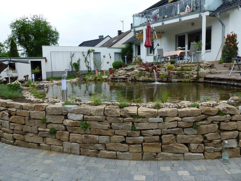 Gartenhütte gebogen