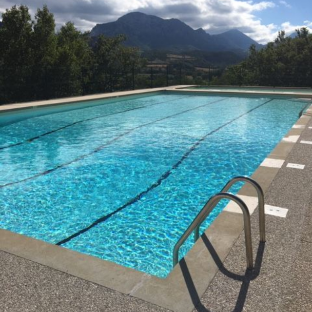 Piscine collective