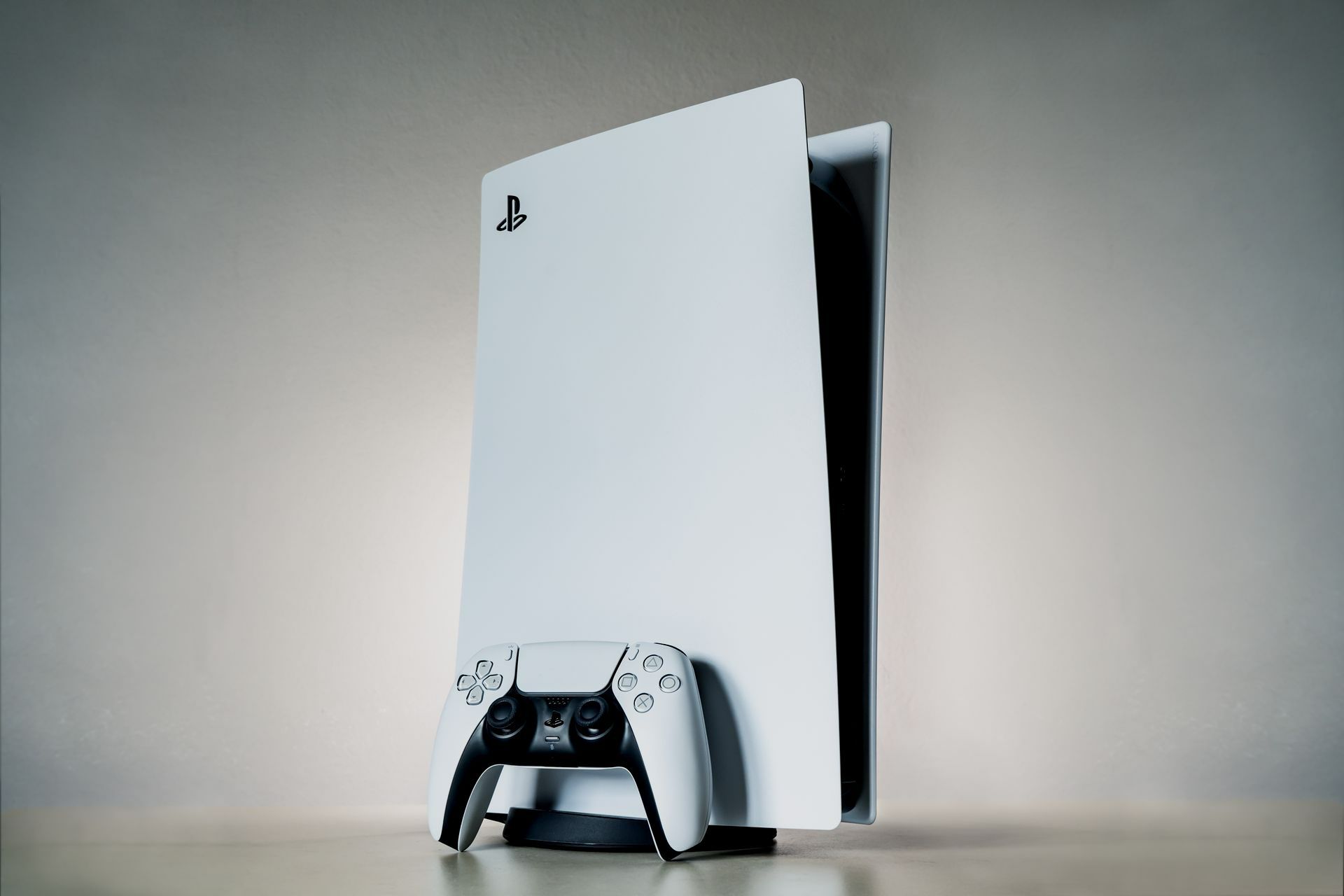 Playstation avec une manette