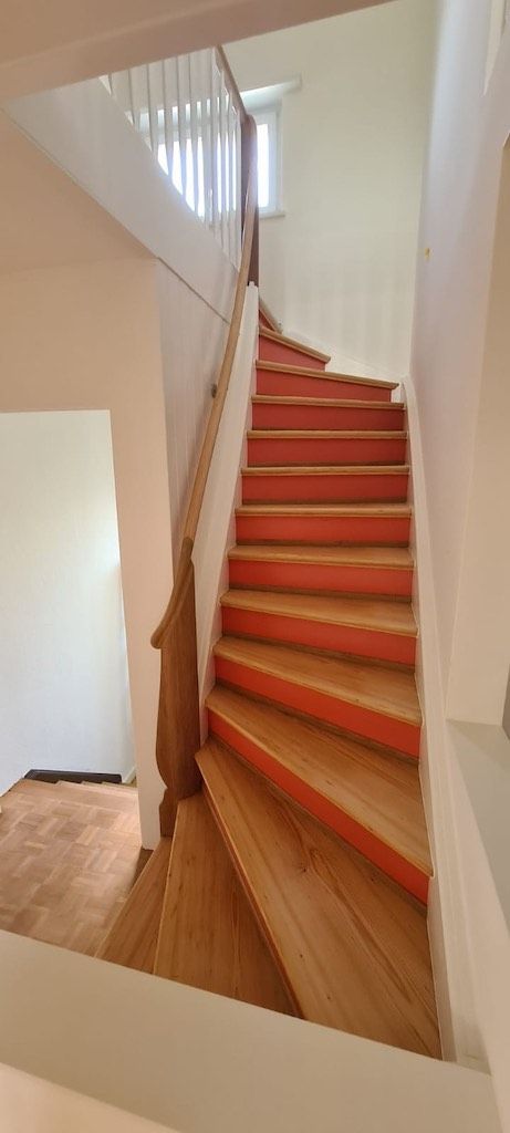 renoviertes Treppenhaus durch die Casa Maler GmbH
