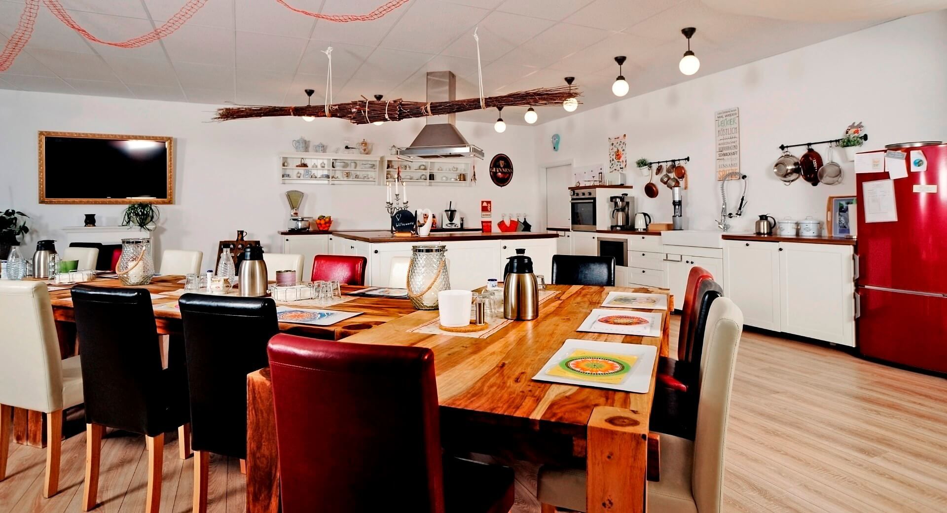 Tagespflege Küche mit Esstisch