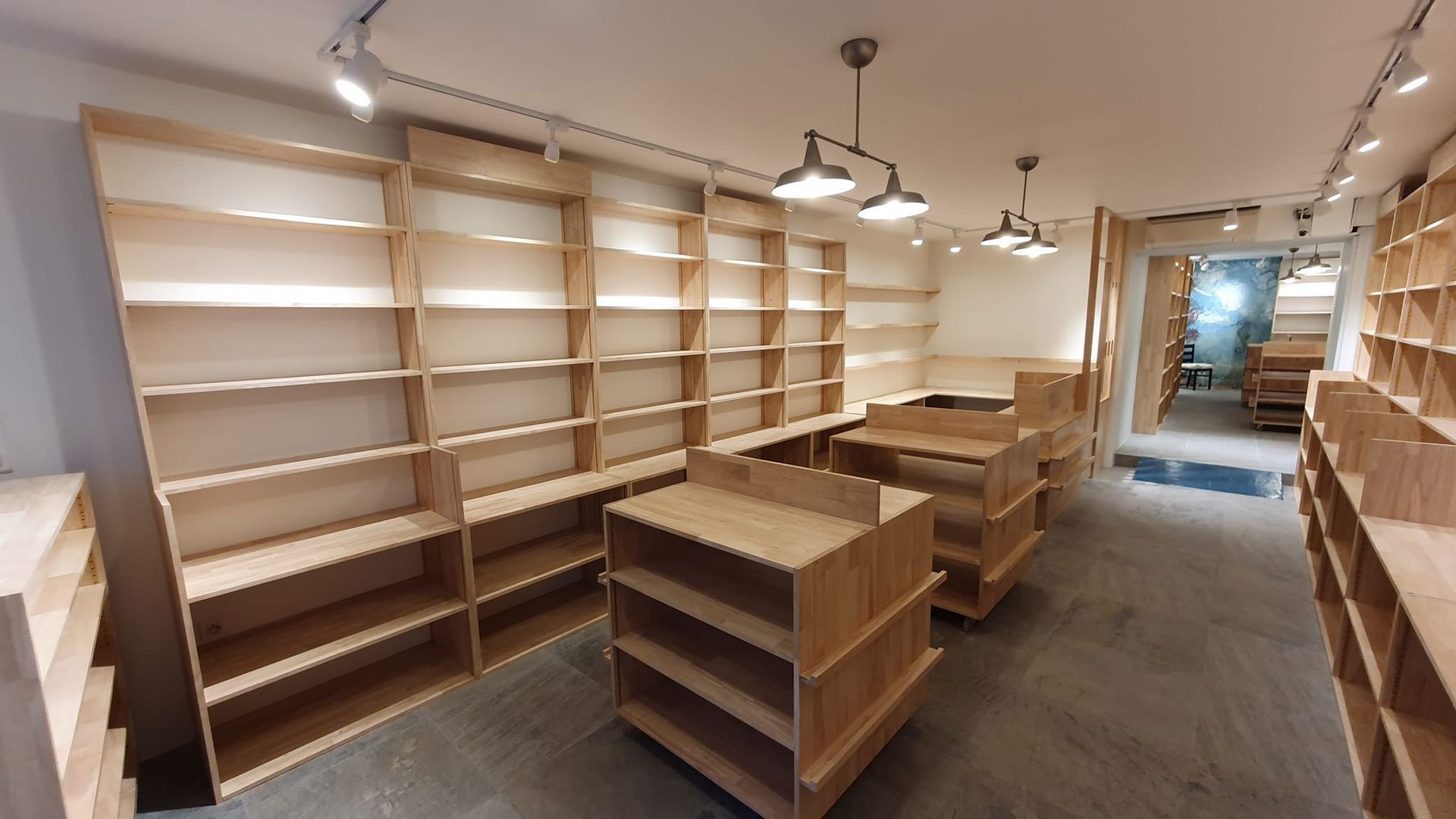 Agencement d'un magasin en bois