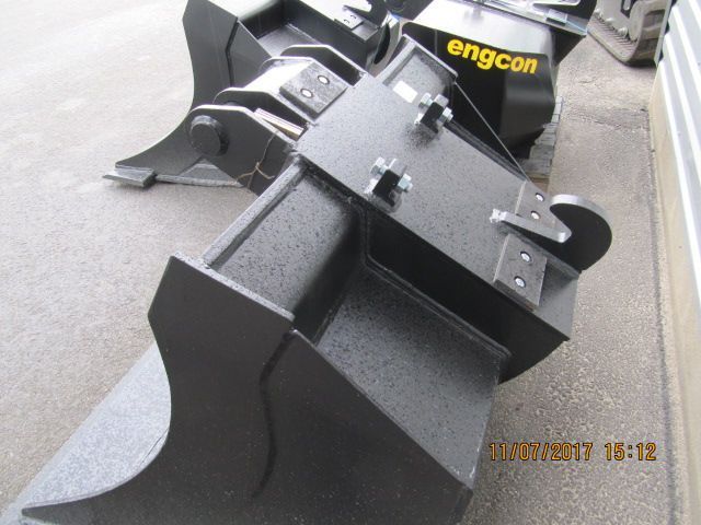 Kaivinkoneen kauhoja