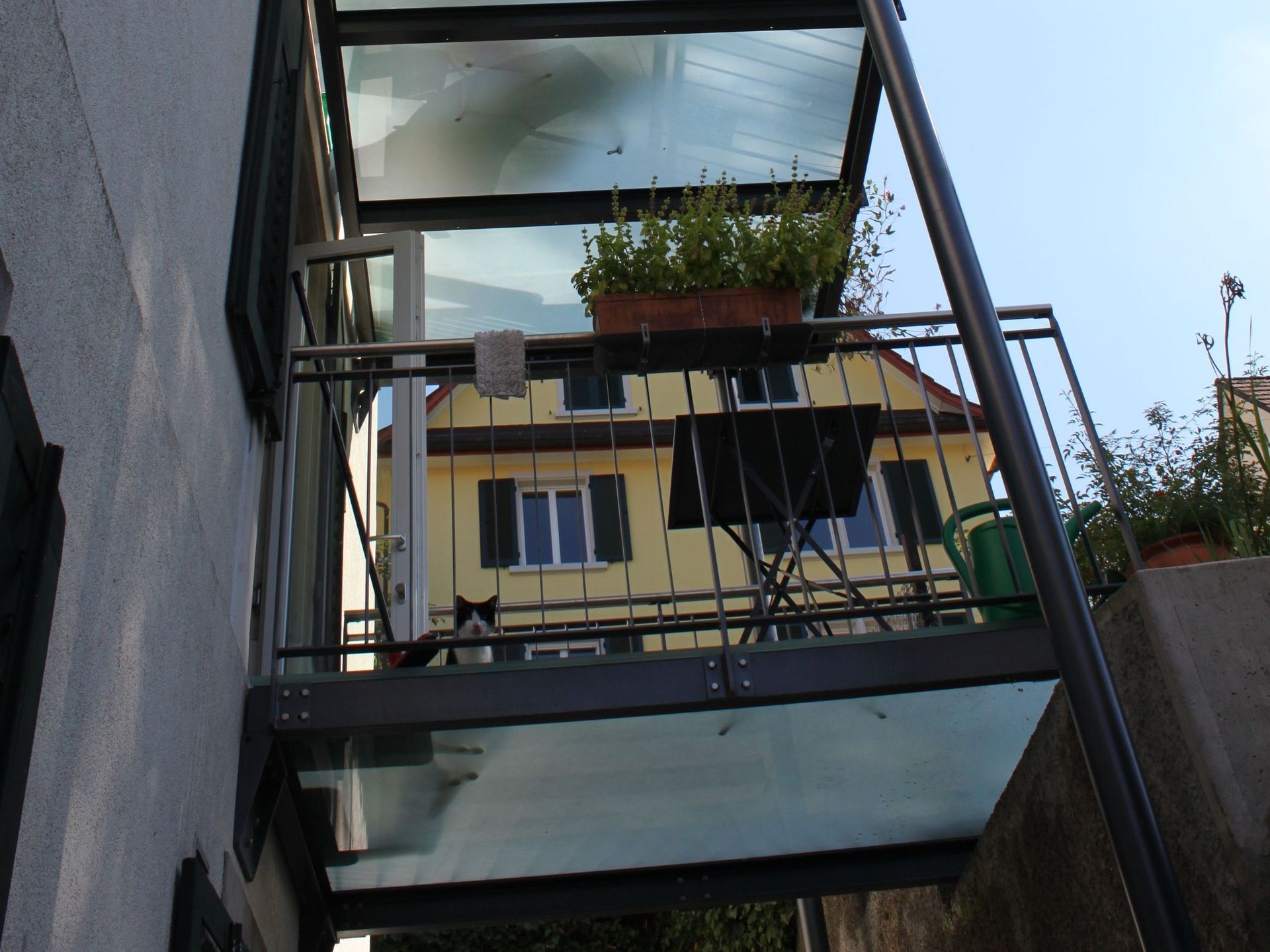 Stahl Balkon mit Glasboden, Kronenhalde Schaffhausen 5