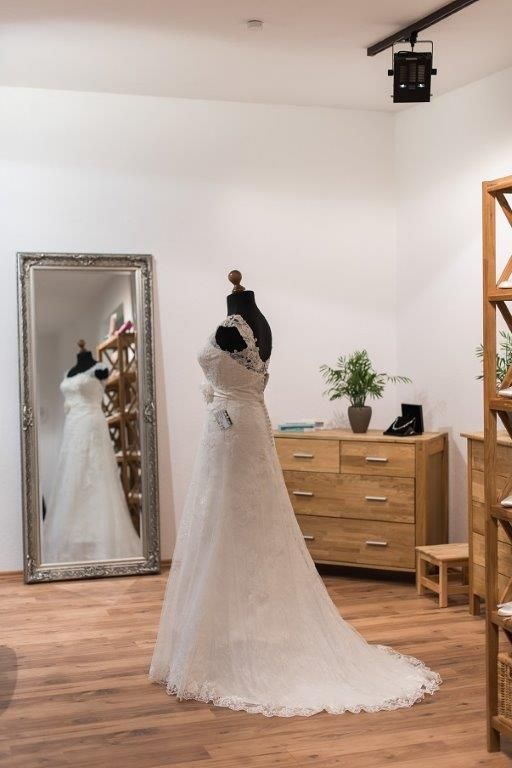 Brautmoden Schleppegrell Brautkleid