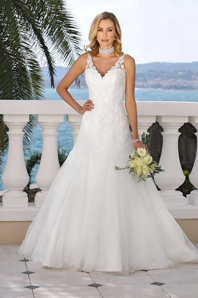 Brautmoden Schleppegrell Ladybird Brautkleid