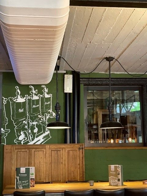 Innenansicht Subergs Bei Boente