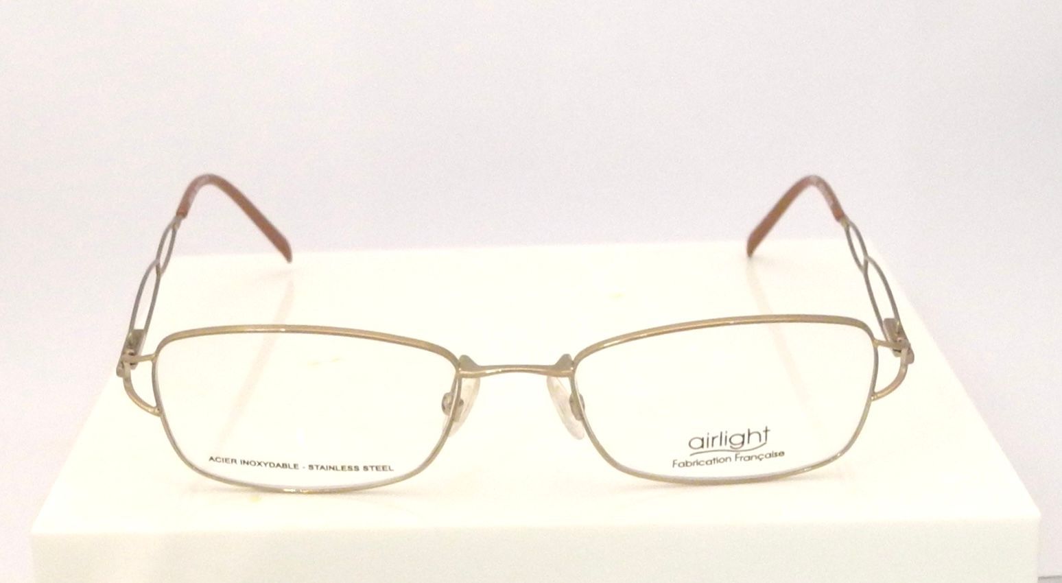 AIRLIGHT 752 face métal doree mat