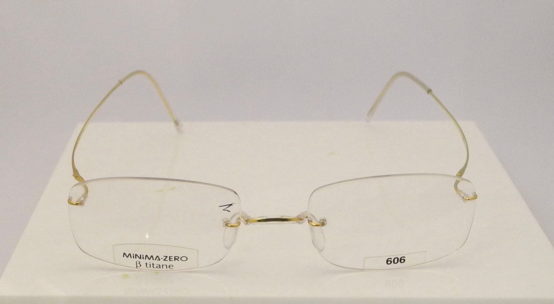 MINIMA 806 monture percée titan doré