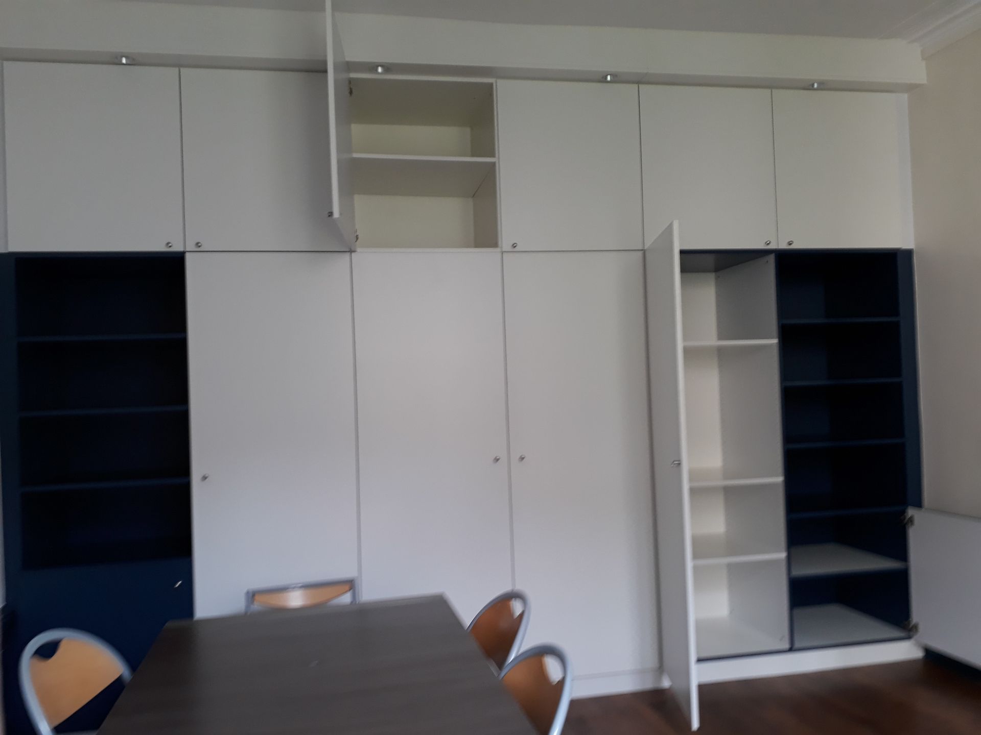 Rangement blanc en bois