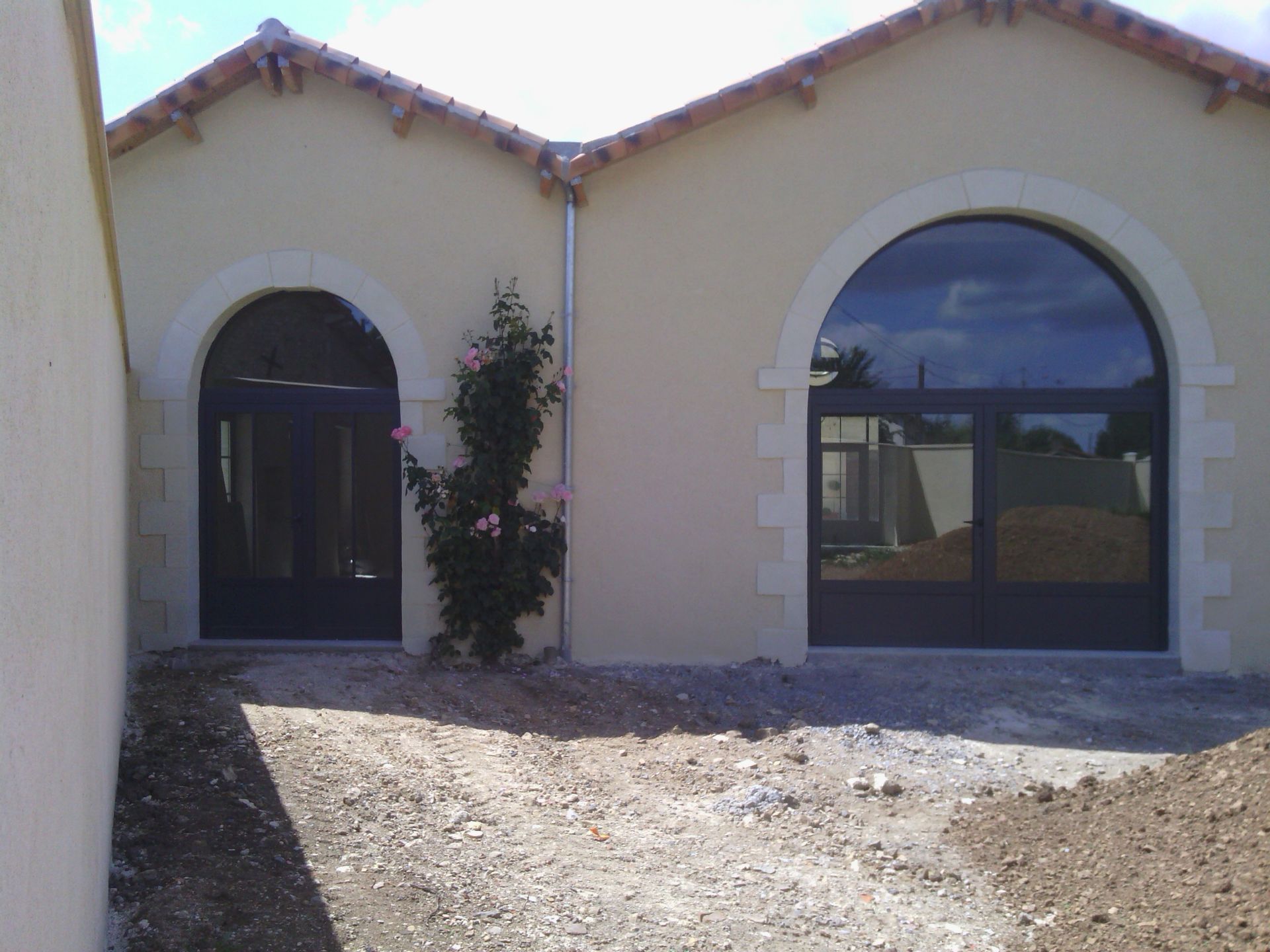 Porte-fenêtre coulissante en aluminium