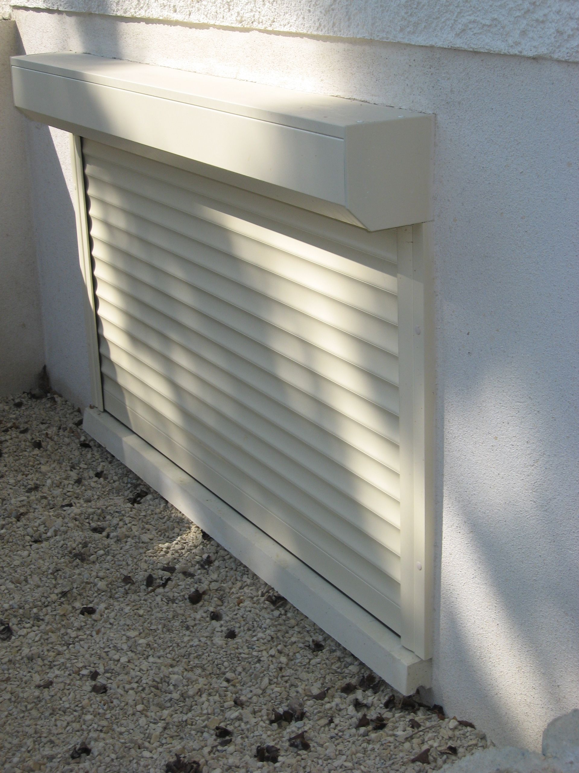 Volet roulant sur fenêtre