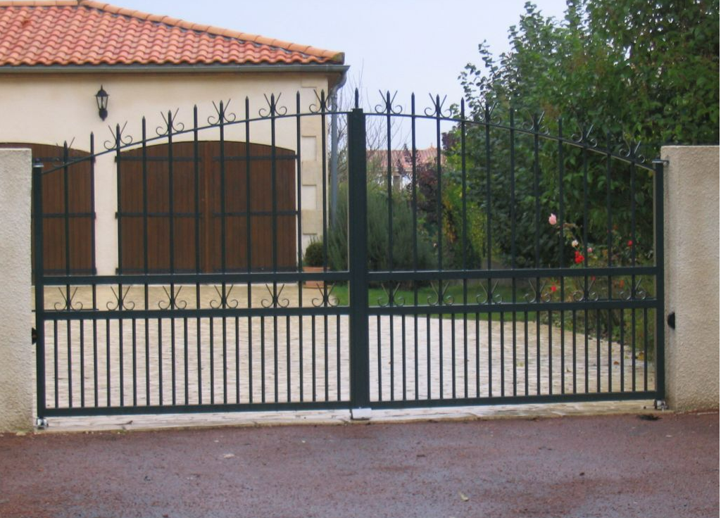 Portail en métal