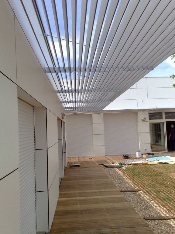 Brise-soleil vue de profil