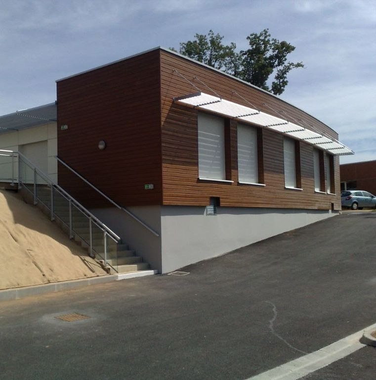 Brise-soleil en alumium vue de côté