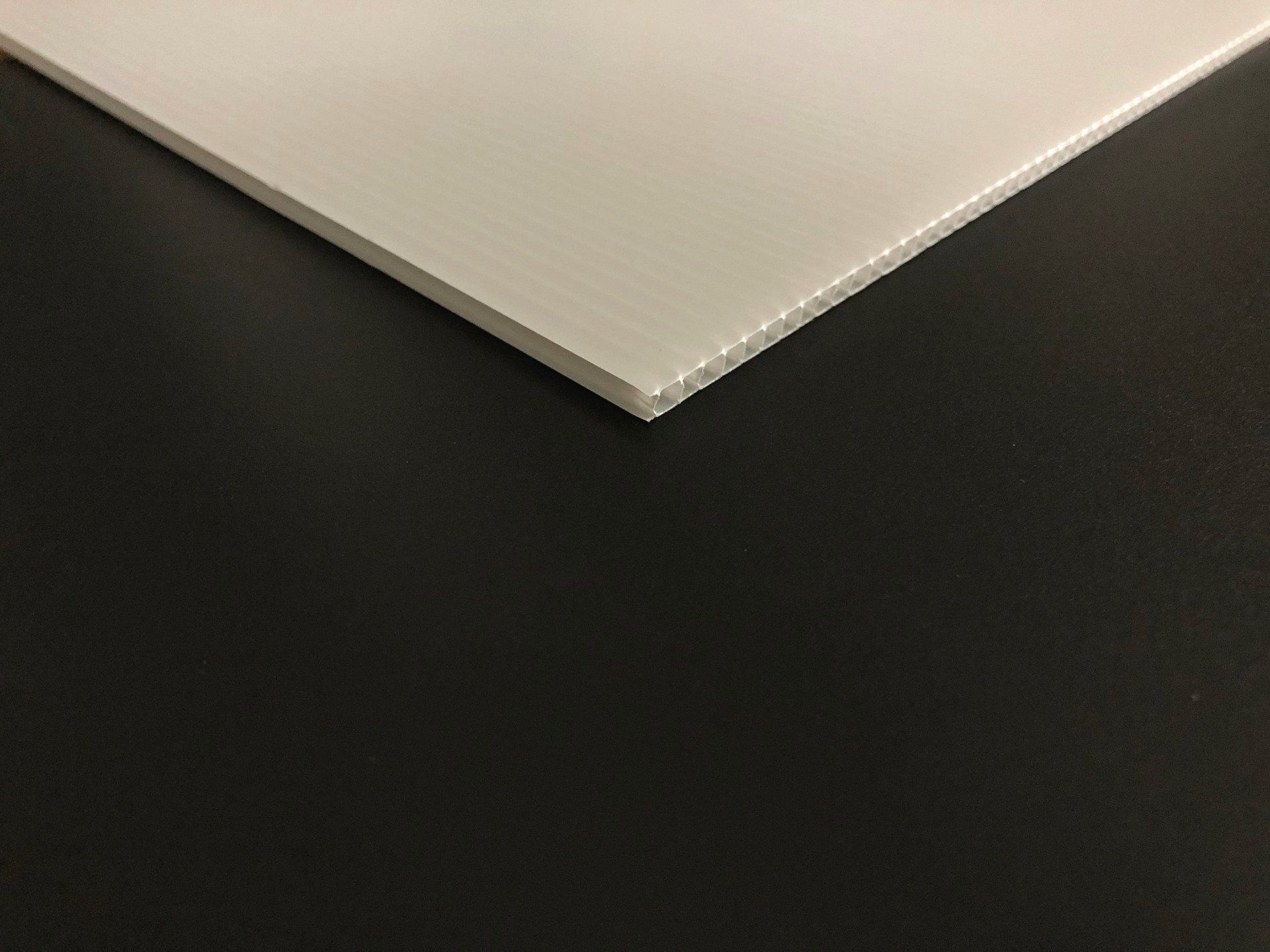 Akilux pour panneaux chez Séripro