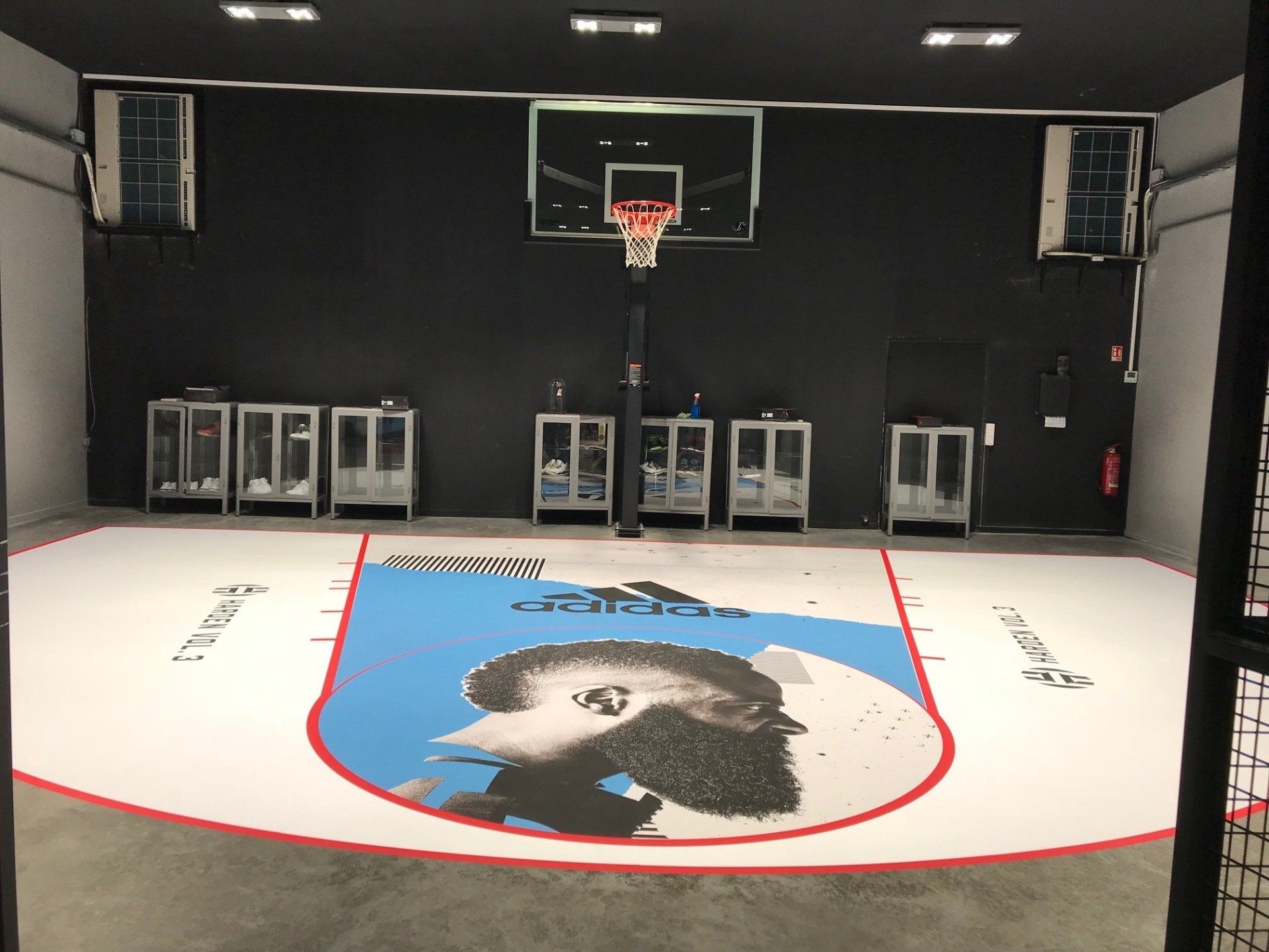 Adhésif de sol antidérapant grand format dans la Loire et le Rhône