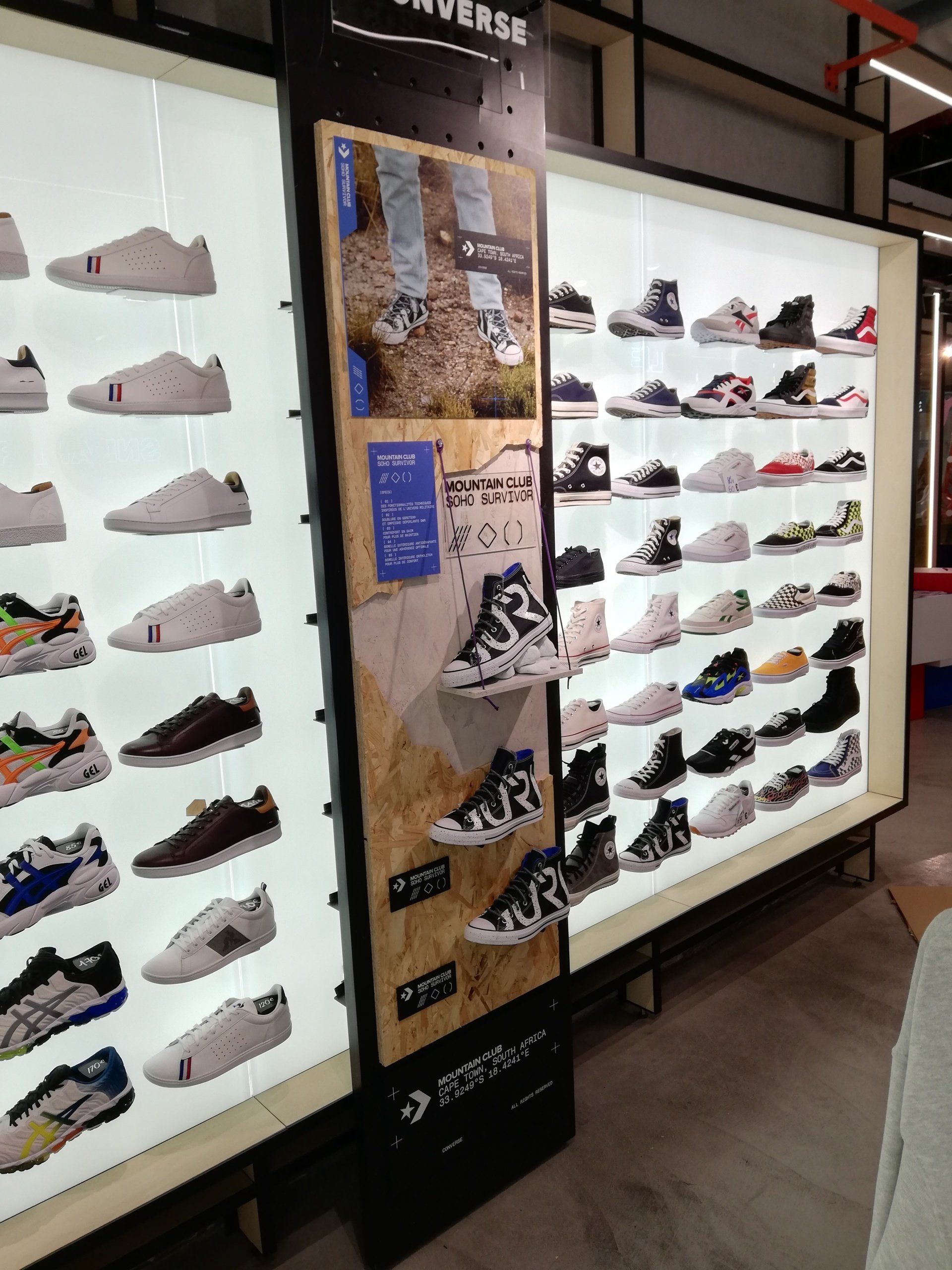 Présentoirs chassure pour magasin sur mesure