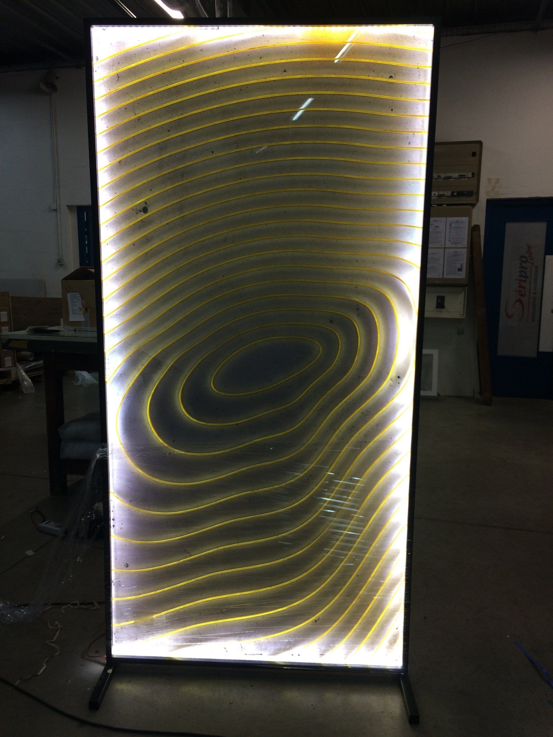 PLV lumineuse chez Séripro Loire