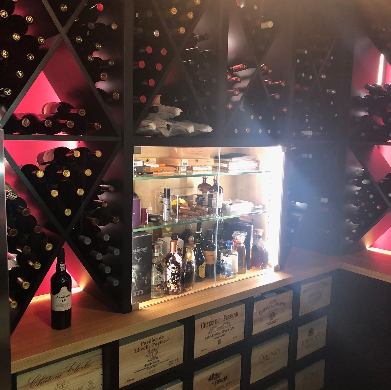 Cave à vin - Menuiserie Jobo - Carouge