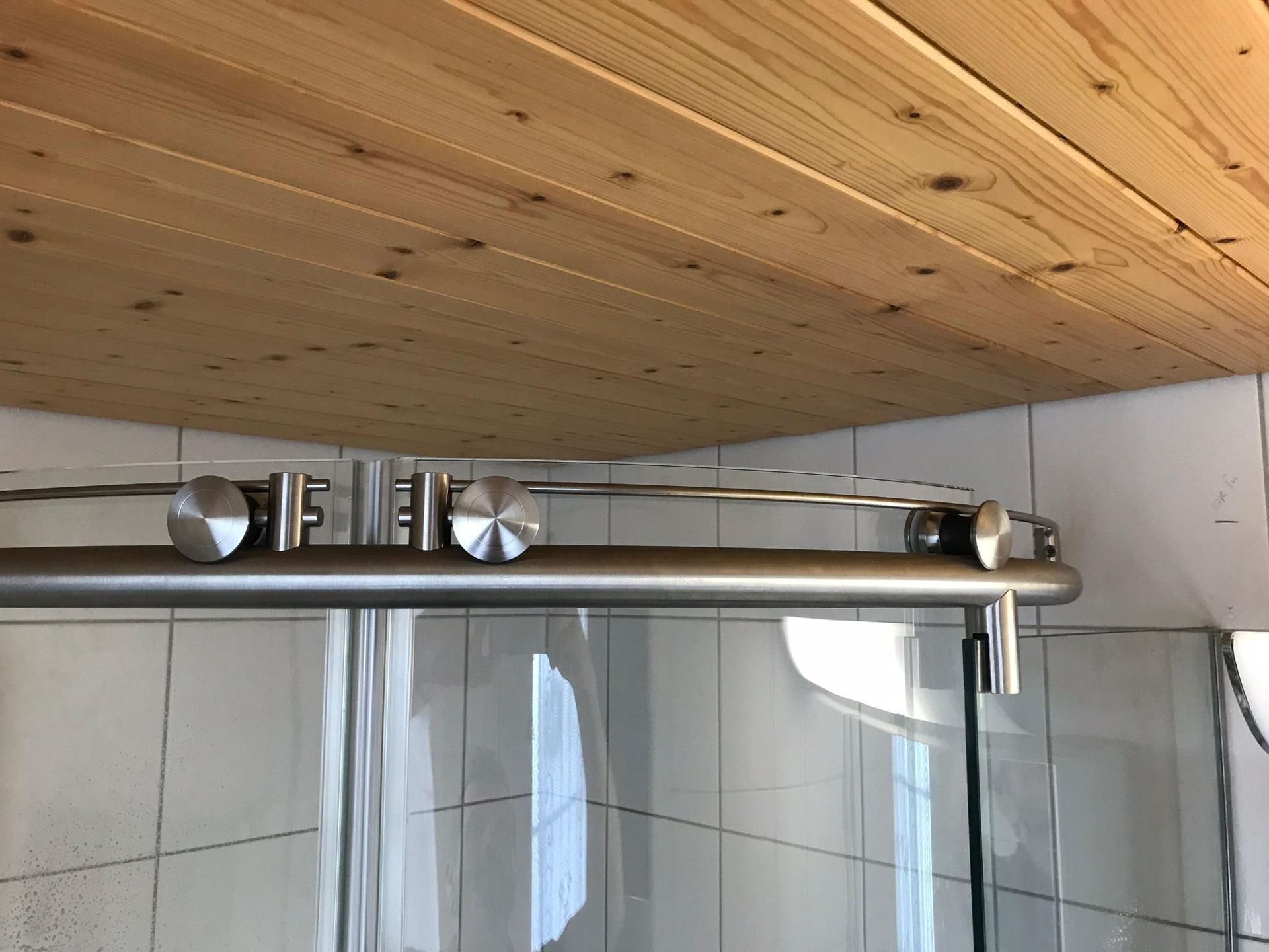 Wandbeläge - Die Reparaturprofis GmbH - Birrhard