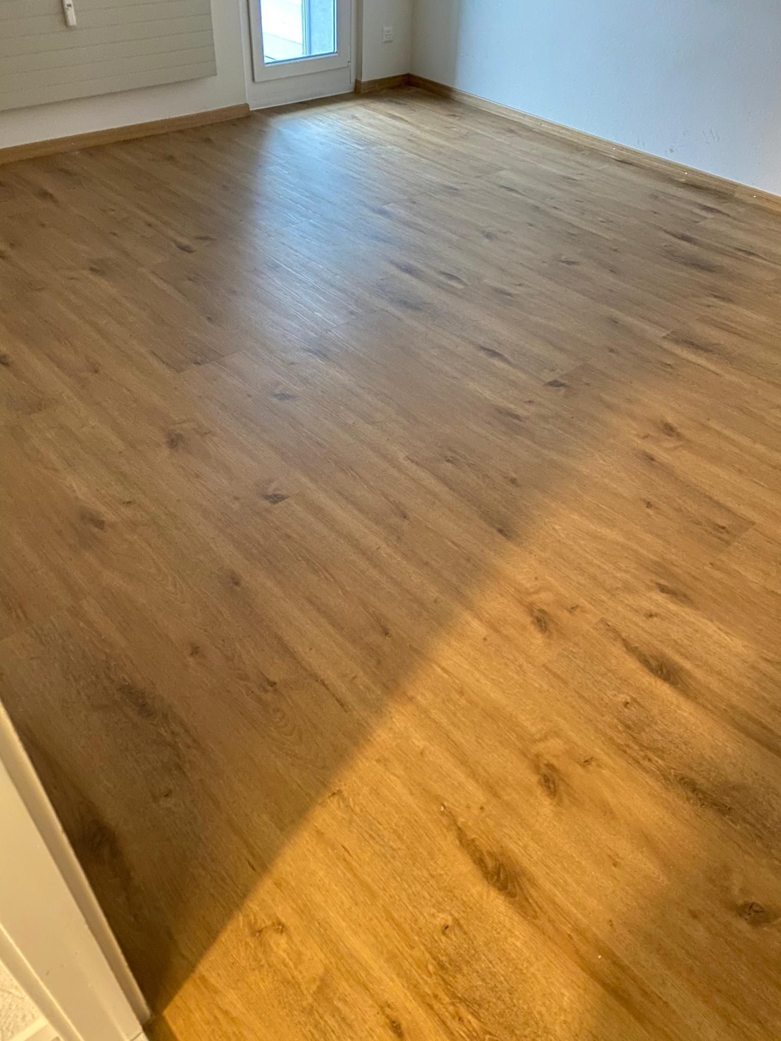 Bodenbeläge - Die Reparaturprofis GmbH - Birrhard