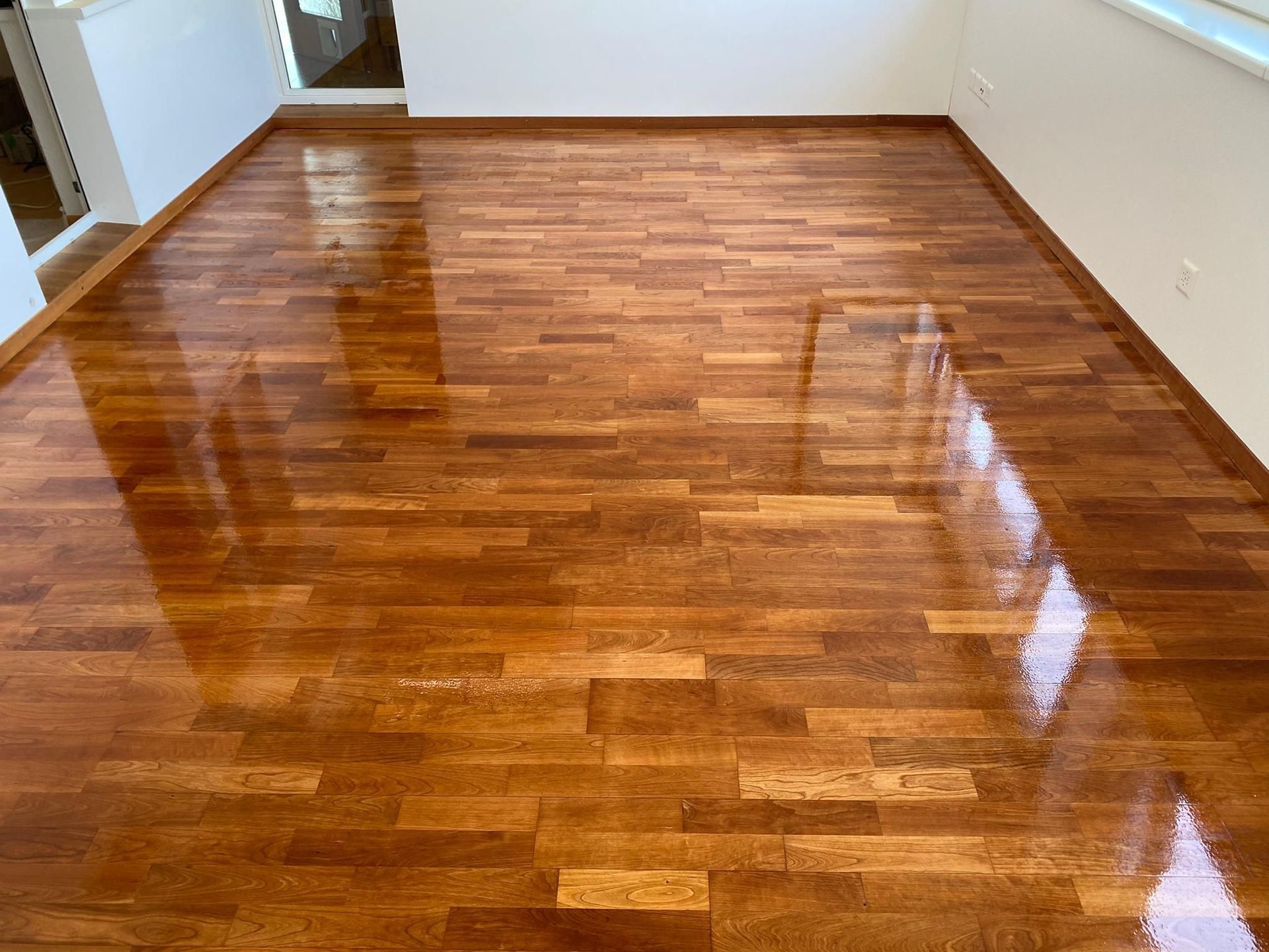 Bodenbeläge - Die Reparaturprofis GmbH - Birrhard