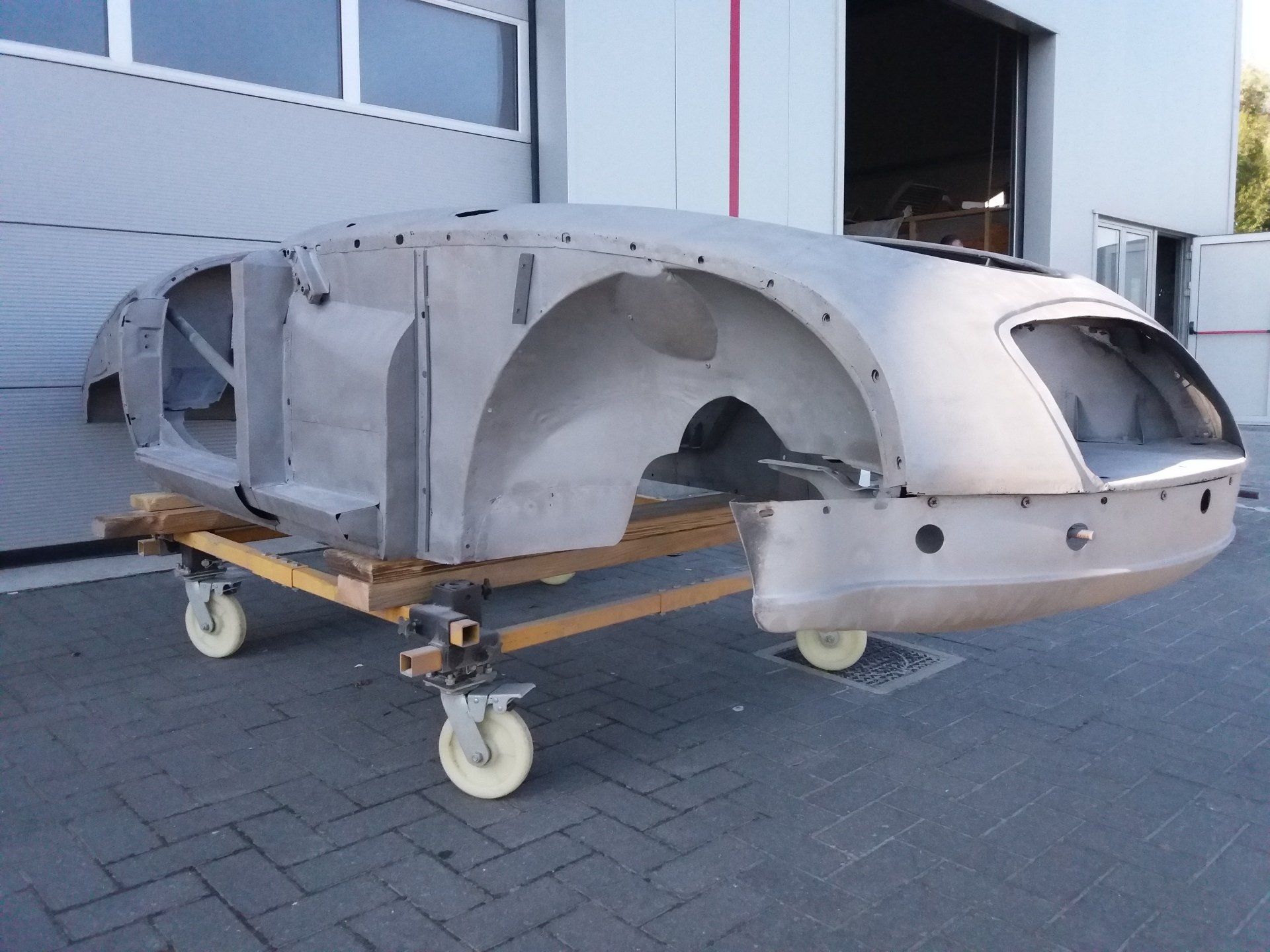 zandstralen auto, luchtgommen auto