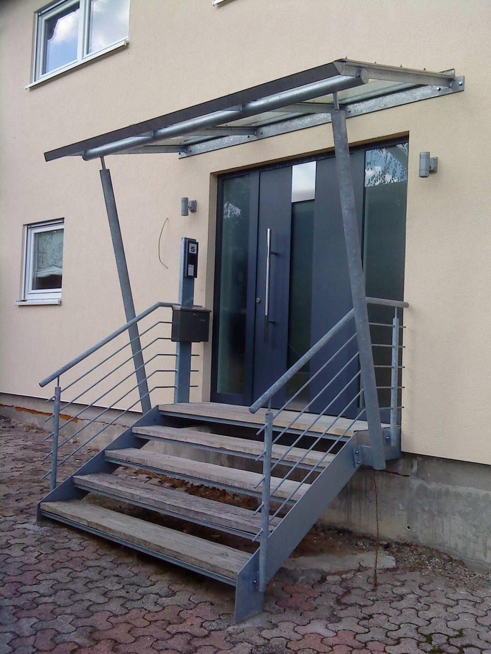 Vordächer – Individuelle Eingangsüberdachungen