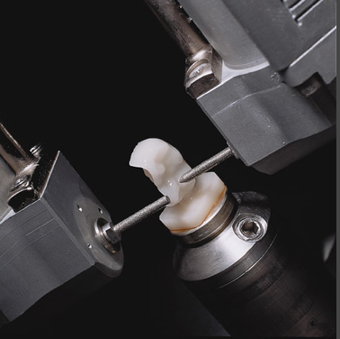 Zahntechnologie - Zahnärztecenter Harry Frey