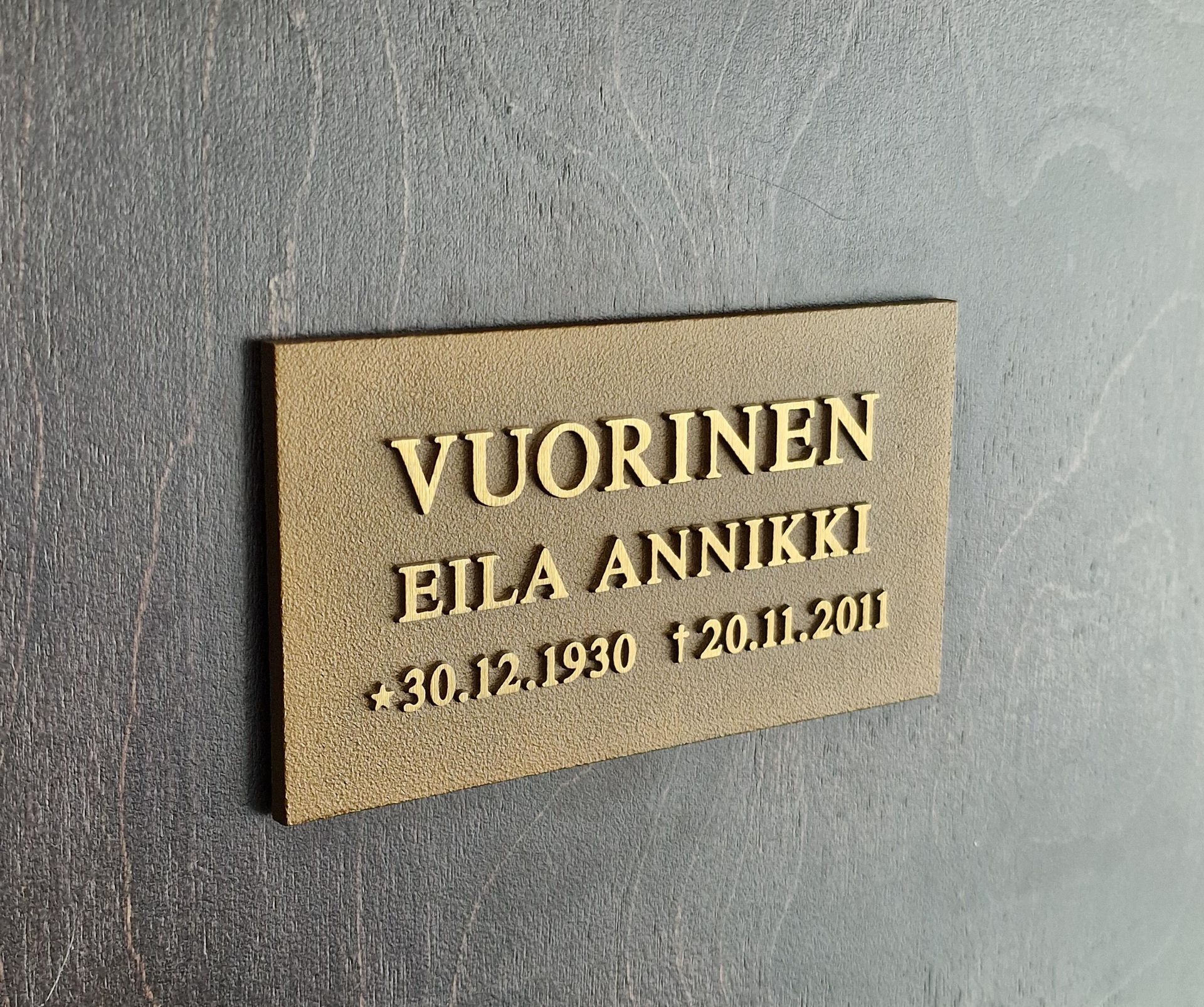 Vaasan Hautakivi & Kaiverrus