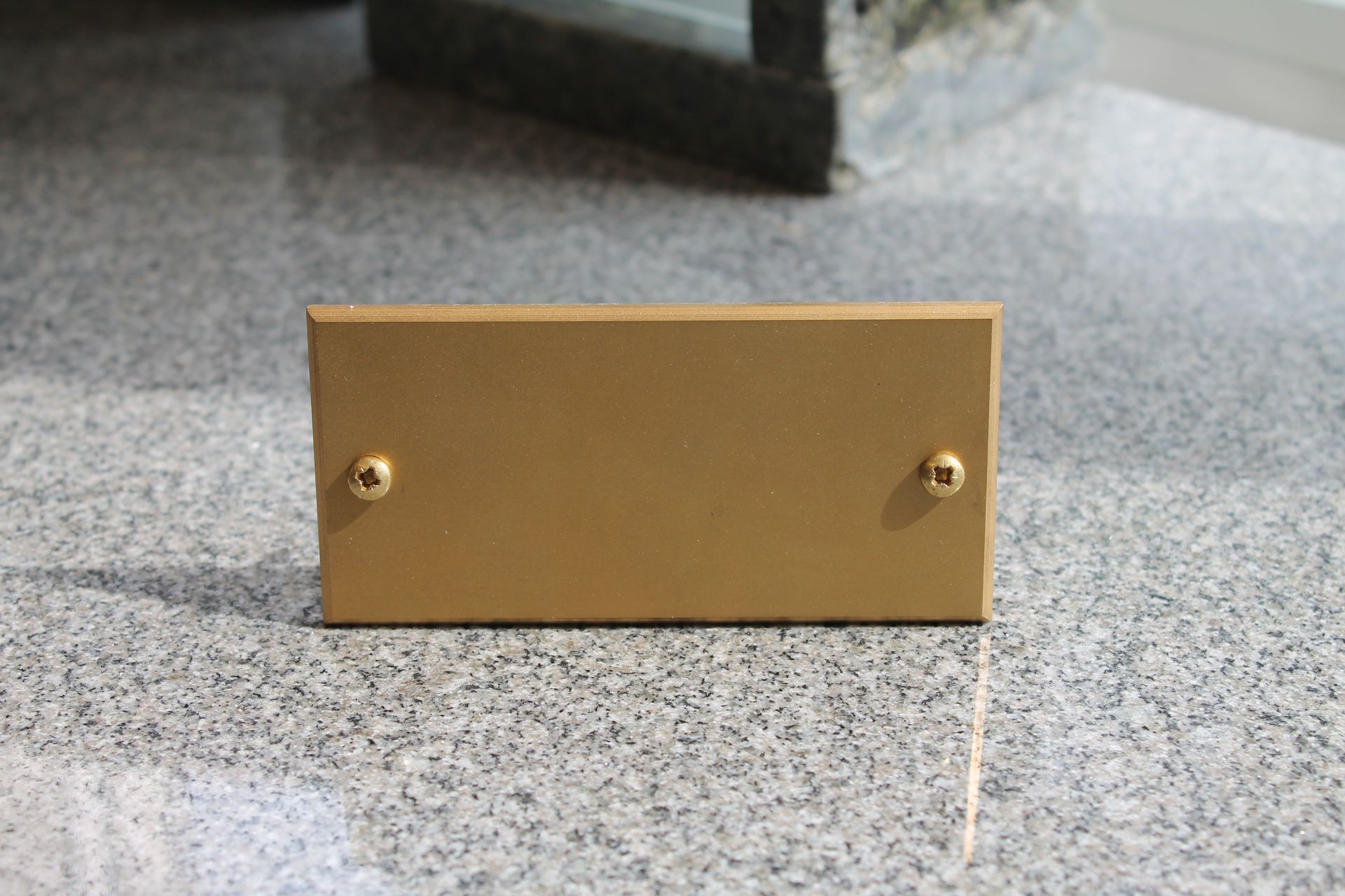 Vaasan Hautakivi & Kaiverrus