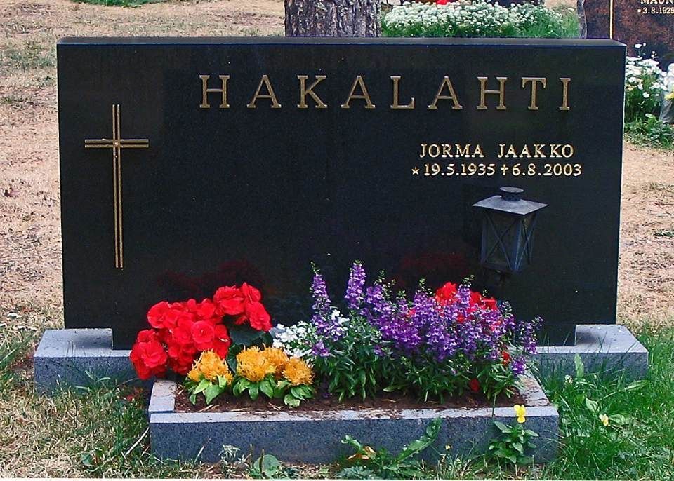 Vaasan Hautakivi & Kaiverrus