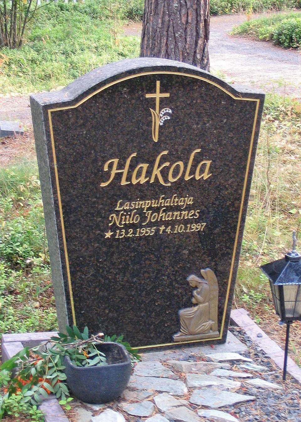 Vaasan Hautakivi & Kaiverrus