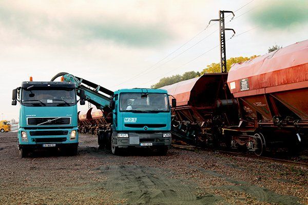 Engins de déchargement de trains