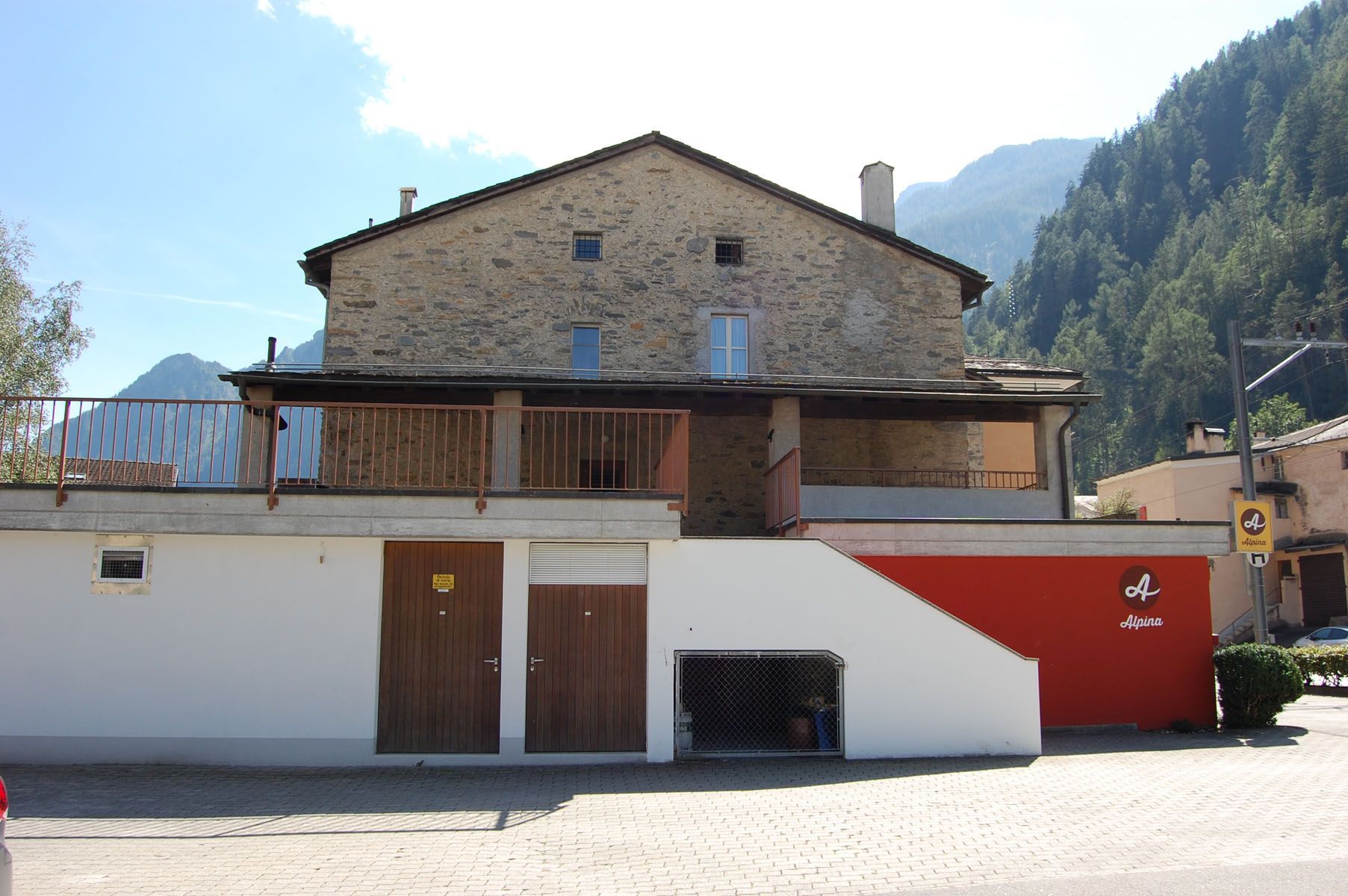 Esterno - Panetteria Pasticceria Ostello Alpina