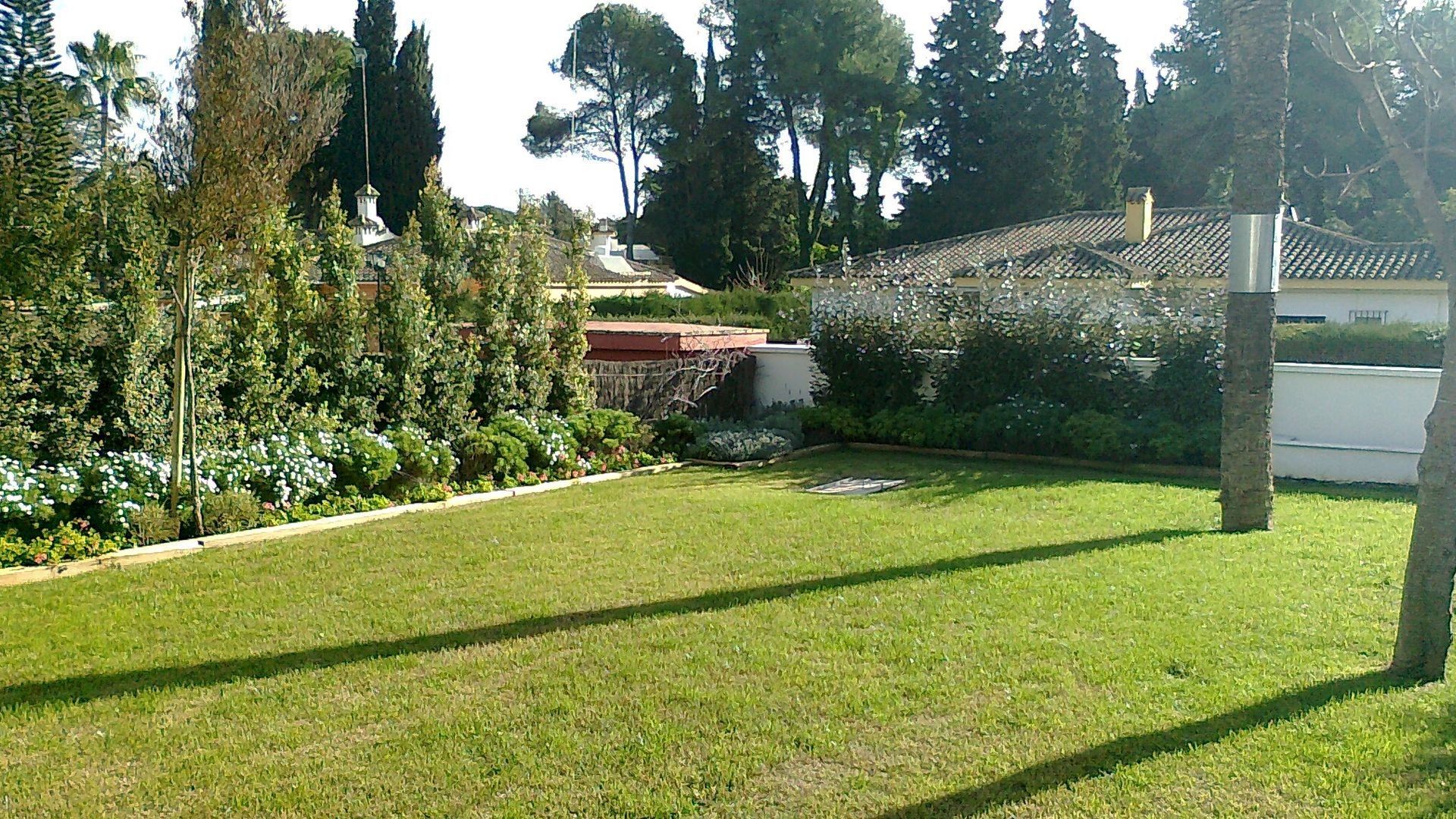 INDIGO JARDINES, reformas y construcción en Jerez de la Frontera