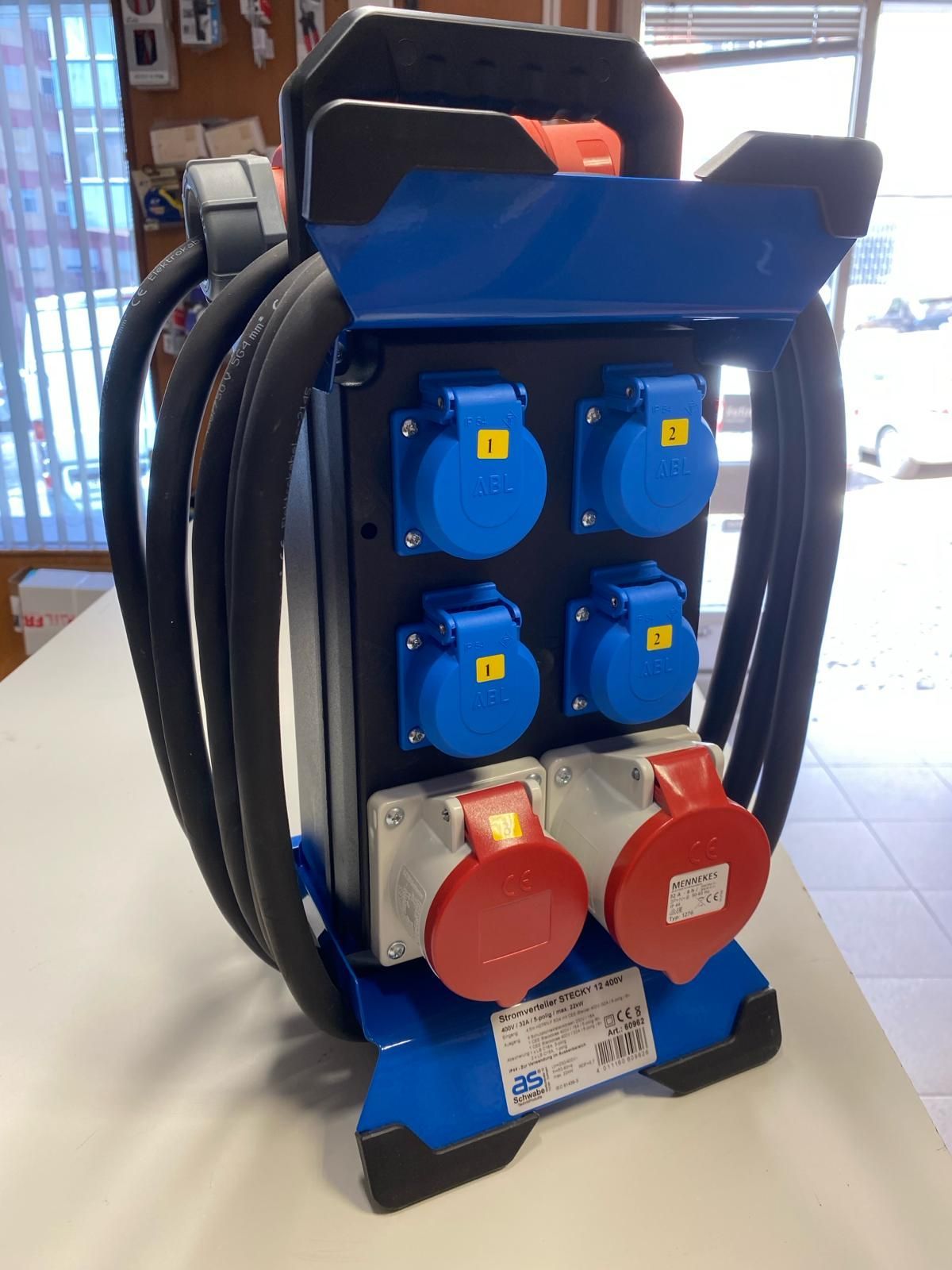 HJM Material Eléctrico