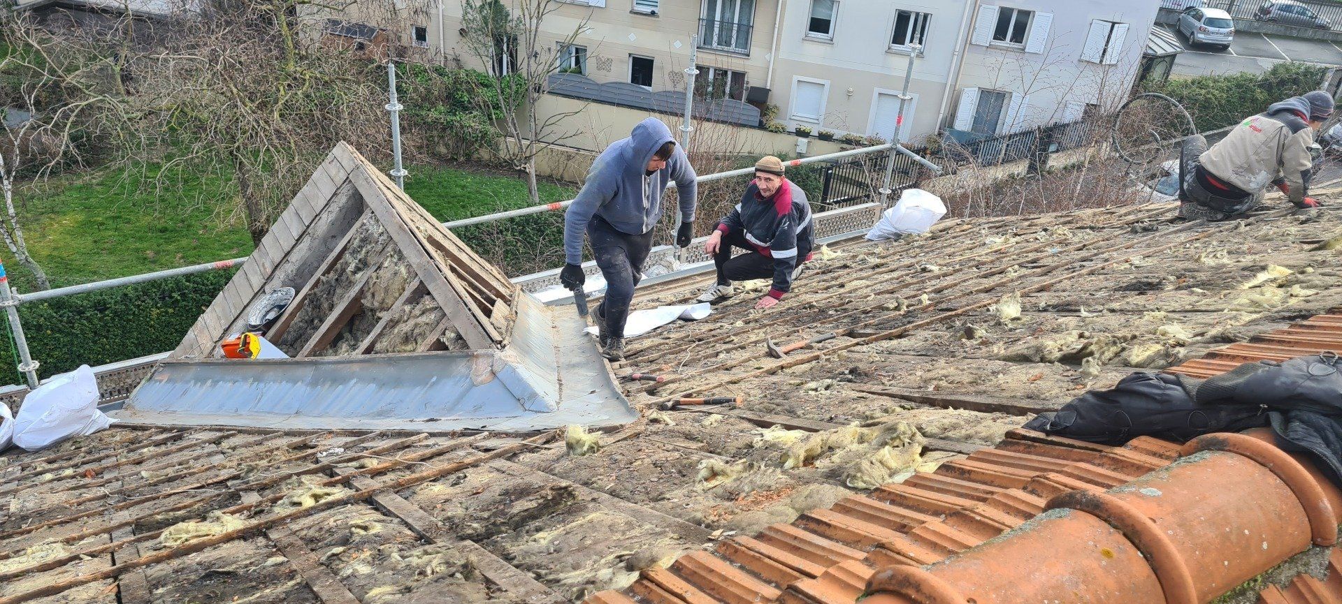 Toit sans tuile pour son entretien