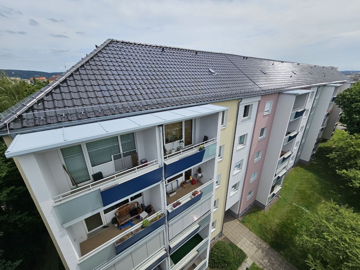 dsh-alu-ueberdachungen-großweitzschen-terrassenueberdachung-carports-markisen-beschattung-wintergarten-referenz-balkonbau-balkonüberdachung-alu-sonderform-garten-und-landchaftsbau-wegebau-pflastern-zaun-und-torbau-dresden-leipzig-chemnitz-in der nähe