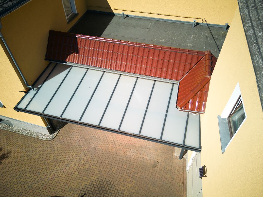 dsh-alu-ueberdachungen-großweitzschen-terrassenueberdachung-carports-markisen-beschattung-wintergarten-referenz-balkonbau-balkonüberdachung-alu-sonderform-garten-und-landchaftsbau-wegebau-pflastern-zaun-und-torbau-dresden-leipzig-chemnitz-in der nähe