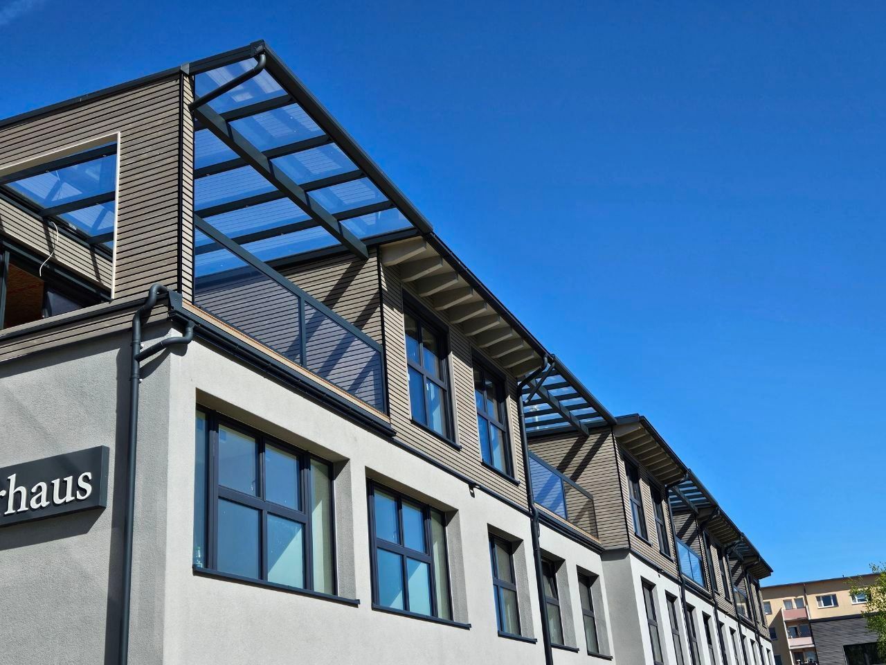 dsh-alu-ueberdachungen-großweitzschen-terrassenueberdachung-carports-markisen-beschattung-wintergarten-referenz-balkonbau-balkonüberdachung-alu-sonderform-garten-und-landchaftsbau-wegebau-pflastern-zaun-und-torbau-dresden-leipzig-chemnitz-in der nähe