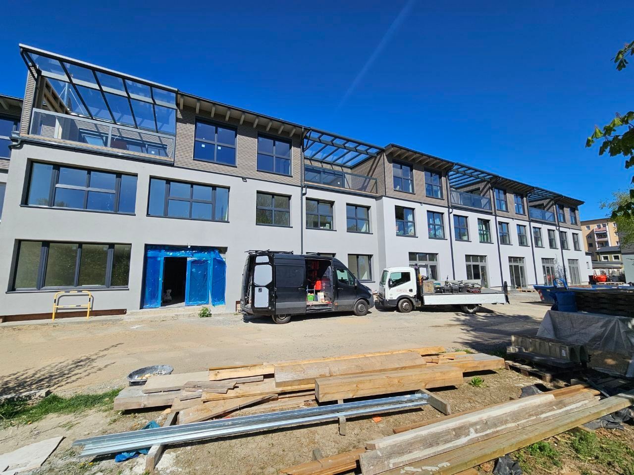 dsh-alu-ueberdachungen-großweitzschen-terrassenueberdachung-carports-markisen-beschattung-wintergarten-referenz-balkonbau-balkonüberdachung-alu-sonderform-garten-und-landchaftsbau-wegebau-pflastern-zaun-und-torbau-dresden-leipzig-chemnitz-in der nähe
