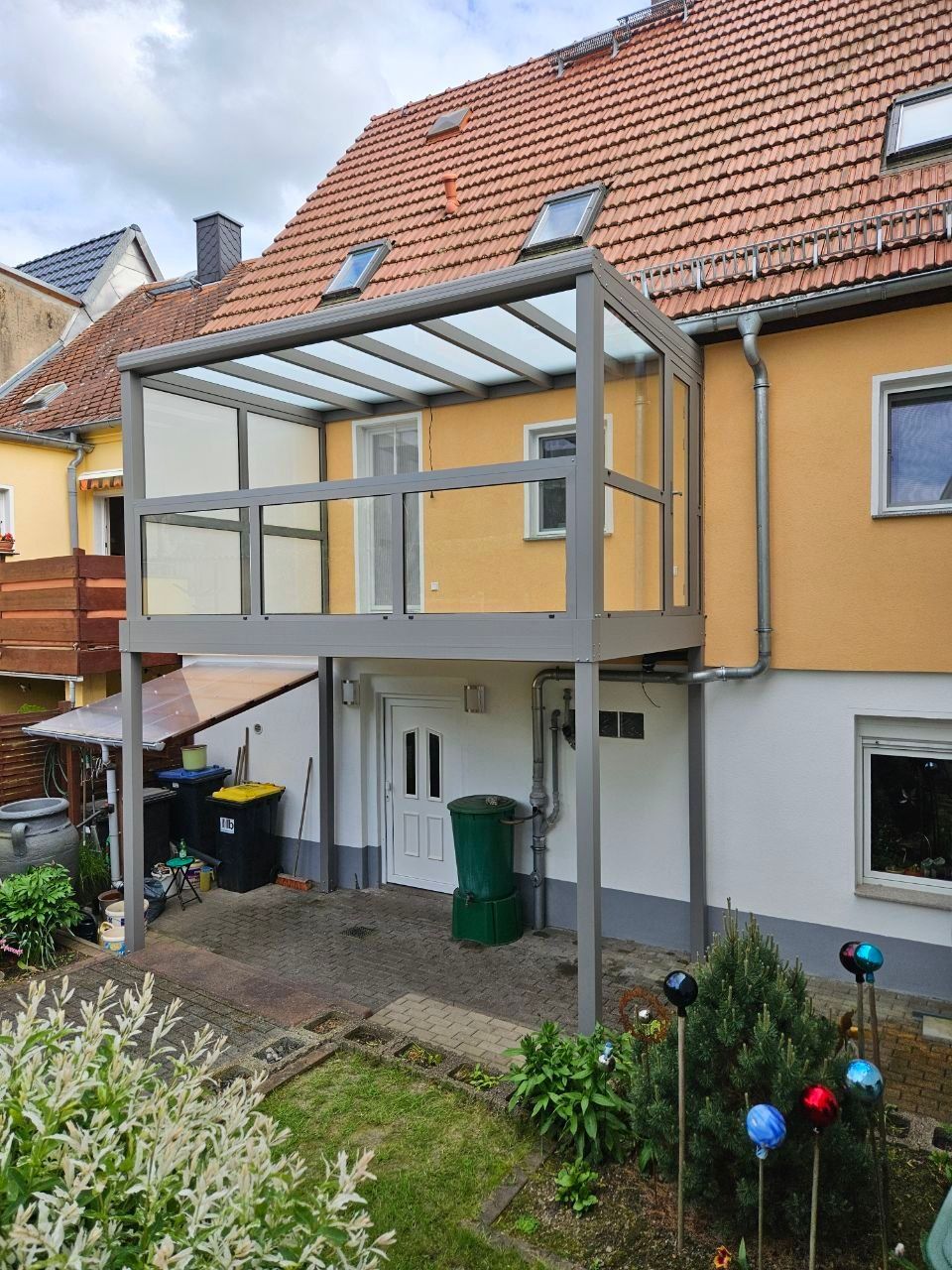 dsh-alu-ueberdachungen-großweitzschen-terrassenueberdachung-carports-markisen-beschattung-wintergarten-referenz-balkonbau-balkonüberdachung-alu-sonderform-garten-und-landchaftsbau-wegebau-pflastern-zaun-und-torbau-dresden-leipzig-chemnitz-in der nähe