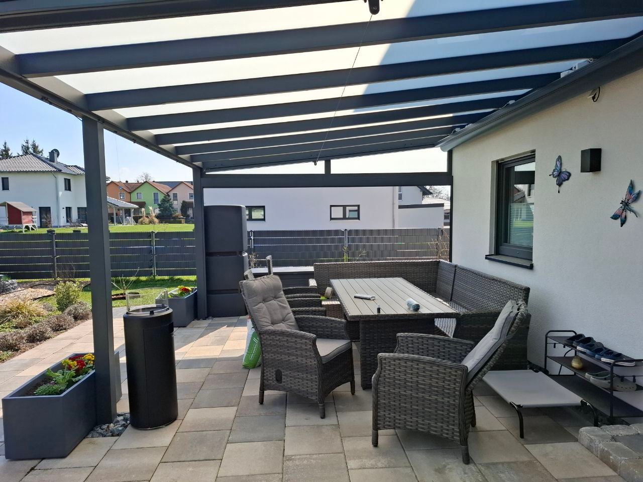 dsh-alu-ueberdachungen-großweitzschen-terrassenueberdachung-carports-markisen-beschattung-wintergarten-referenz-balkonbau-balkonüberdachung-alu-sonderform-garten-und-landchaftsbau-wegebau-pflastern-zaun-und-torbau-dresden-leipzig-chemnitz-in der nähe