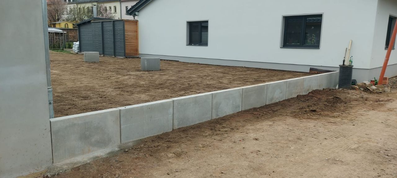 dsh-alu-ueberdachungen-großweitzschen-terrassenueberdachung-carports-markisen-beschattung-wintergarten-referenz-balkonbau-balkonüberdachung-alu-sonderform-garten-und-landchaftsbau-wegebau-pflastern-zaun-und-torbau-dresden-leipzig-chemnitz-döbeln-in der nähe