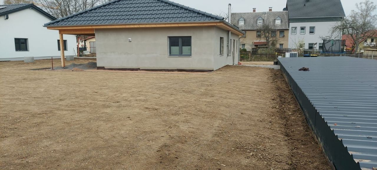 dsh-alu-ueberdachungen-großweitzschen-terrassenueberdachung-carports-markisen-beschattung-wintergarten-referenz-balkonbau-balkonüberdachung-alu-sonderform-garten-und-landchaftsbau-wegebau-pflastern-zaun-und-torbau-dresden-leipzig-chemnitz-döbeln-in der nähe